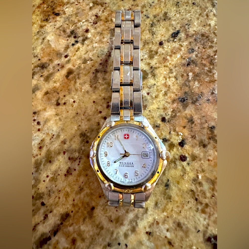 Wenger Swiss watch S.A.K. design women's good cond. needs new battery
